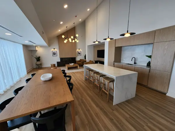 31 Huron ST #617, Collingwood, ON L9Y 5T7