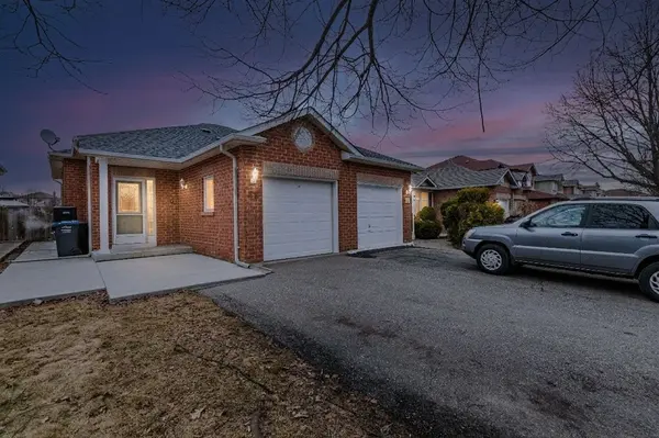 48 Saddletree TRL, Brampton, ON L6X 4M7