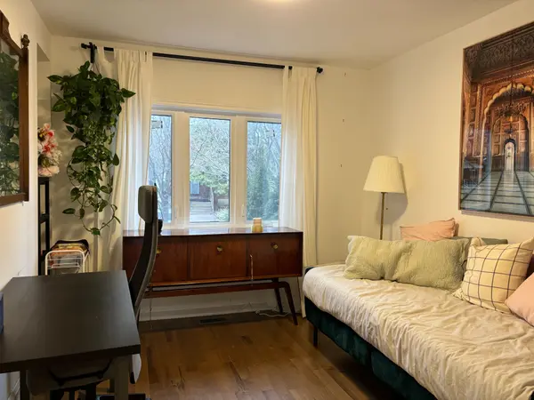 143 Belgravia AVE #Main, Toronto W04, ON M6E 2M6