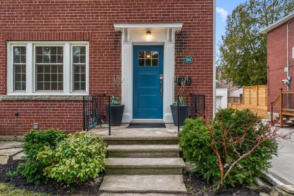 326 Indian GRV, Toronto W02, ON M6P 2H5