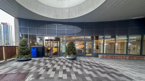 5105 Hurontario ST #426, Mississauga, ON L4Z 3X7