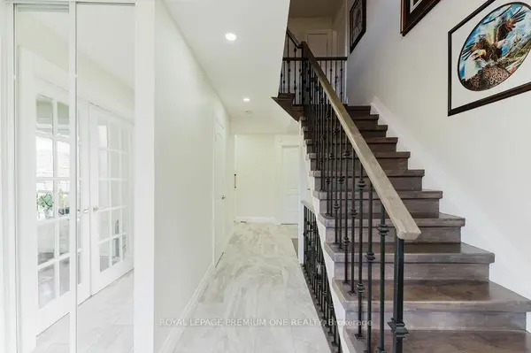 25 Sir Lancelot CT, Caledon, ON L7E 1N3