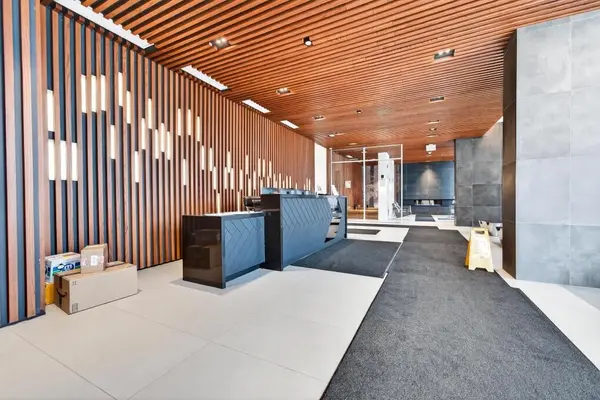 297 Oak Walk DR #1104, Oakville, ON L6H 3R6