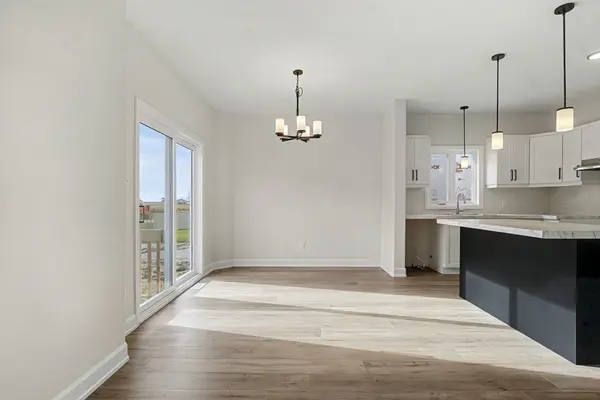 408 FALCON LN, Russell, ON K4R 1E5