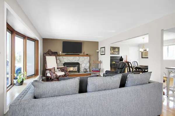 6151 Malakoff RD, Stittsville - Munster - Richmond, ON K0A 2Z0