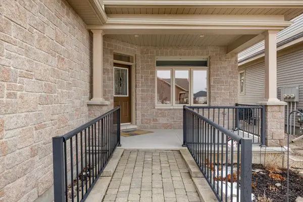 108 Blackhorse DR, North Grenville, ON K0G 1J0