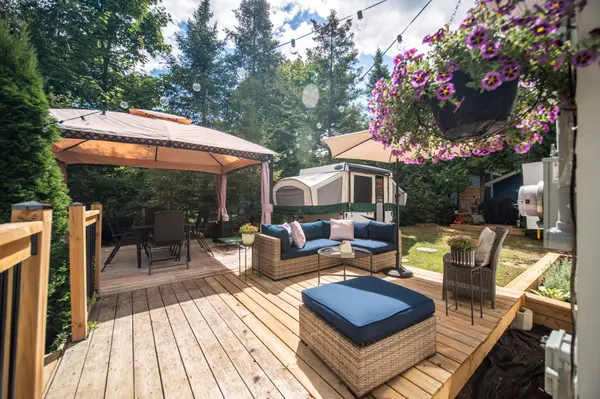 2 Hamilton PL, South Bruce Peninsula, ON N0H 2G0