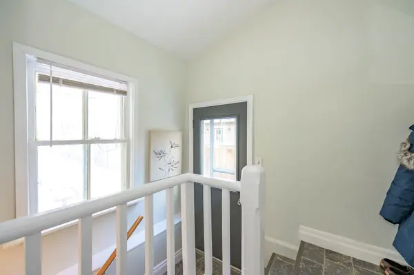 696 Queens AVE #Bsmt, London East, ON N5W 3H3