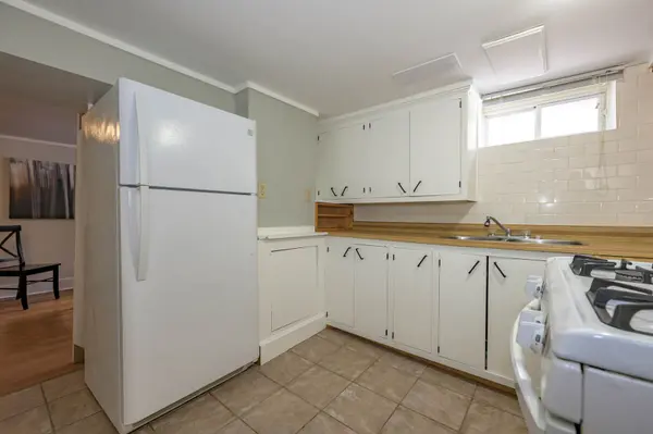 696 Queens AVE #Bsmt, London East, ON N5W 3H3