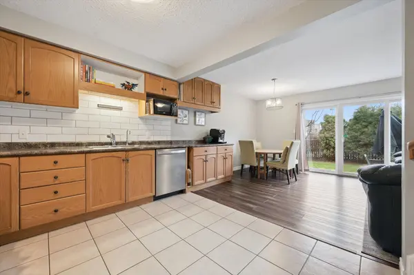 1498 Gordon ST #25, Guelph, ON N1L 1C8