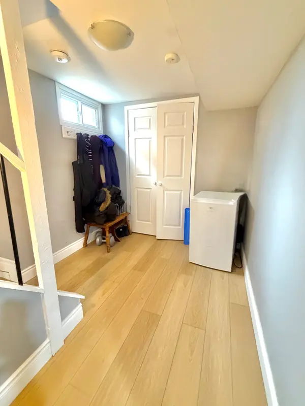 237 Homestead (Basement ) CRES, London North, ON N6G 2E7