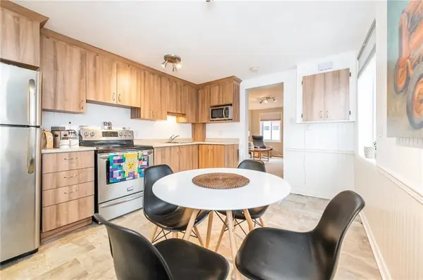 223 Carruthers AVE, West Centre Town, ON K1Y 1N8