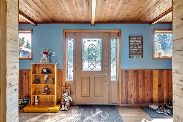 25 Balsam RD, Kawartha Lakes, ON K9V 4R6