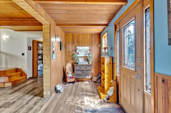 25 Balsam RD, Kawartha Lakes, ON K9V 4R6