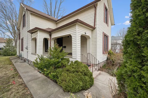 16 Rich AVE, Cambridge, ON N1R 2A5