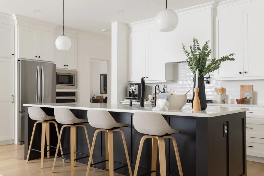 103 Granite DR, Huntsville, ON P1H 2N5