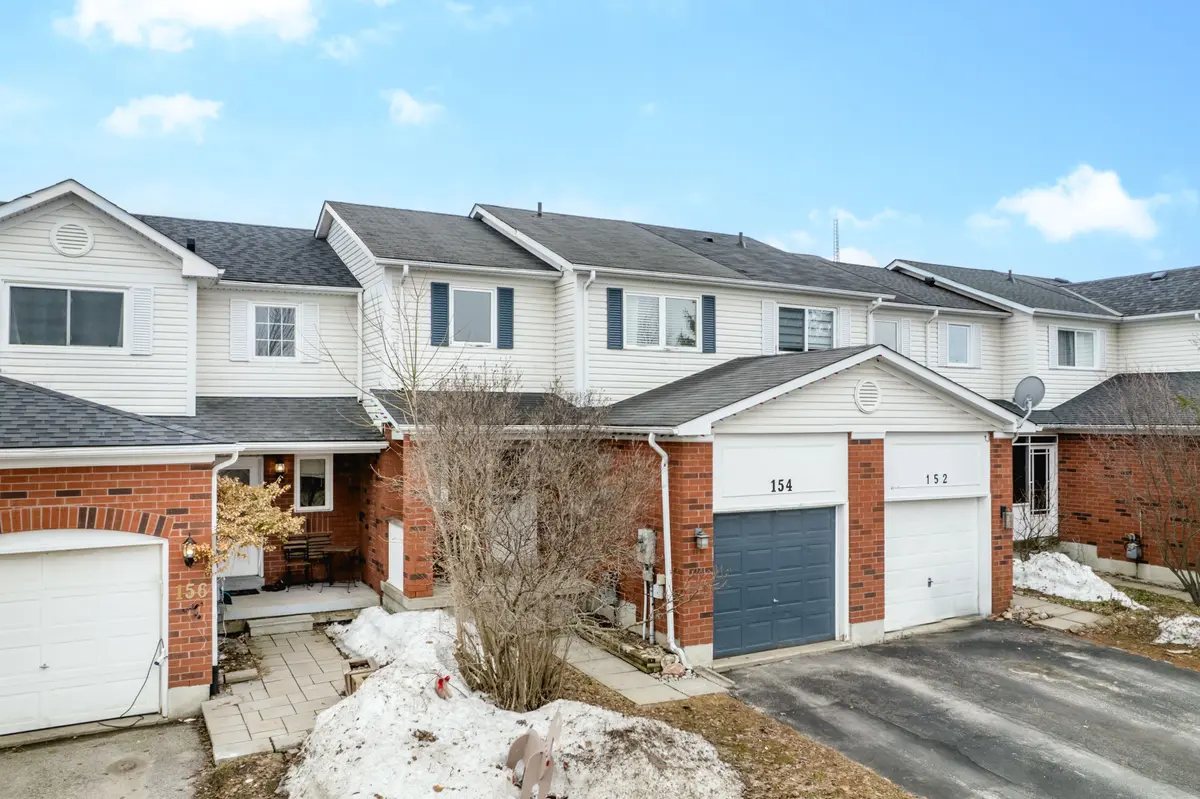 154 PICKETT CRES, Barrie, ON L4N 8C2
