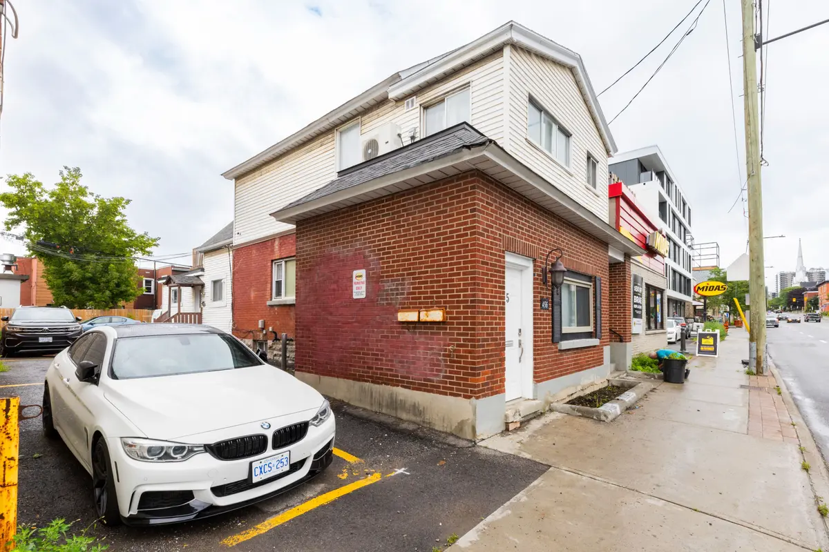 456 BRONSON AVE #2, West Centre Town, ON K1R 6J6