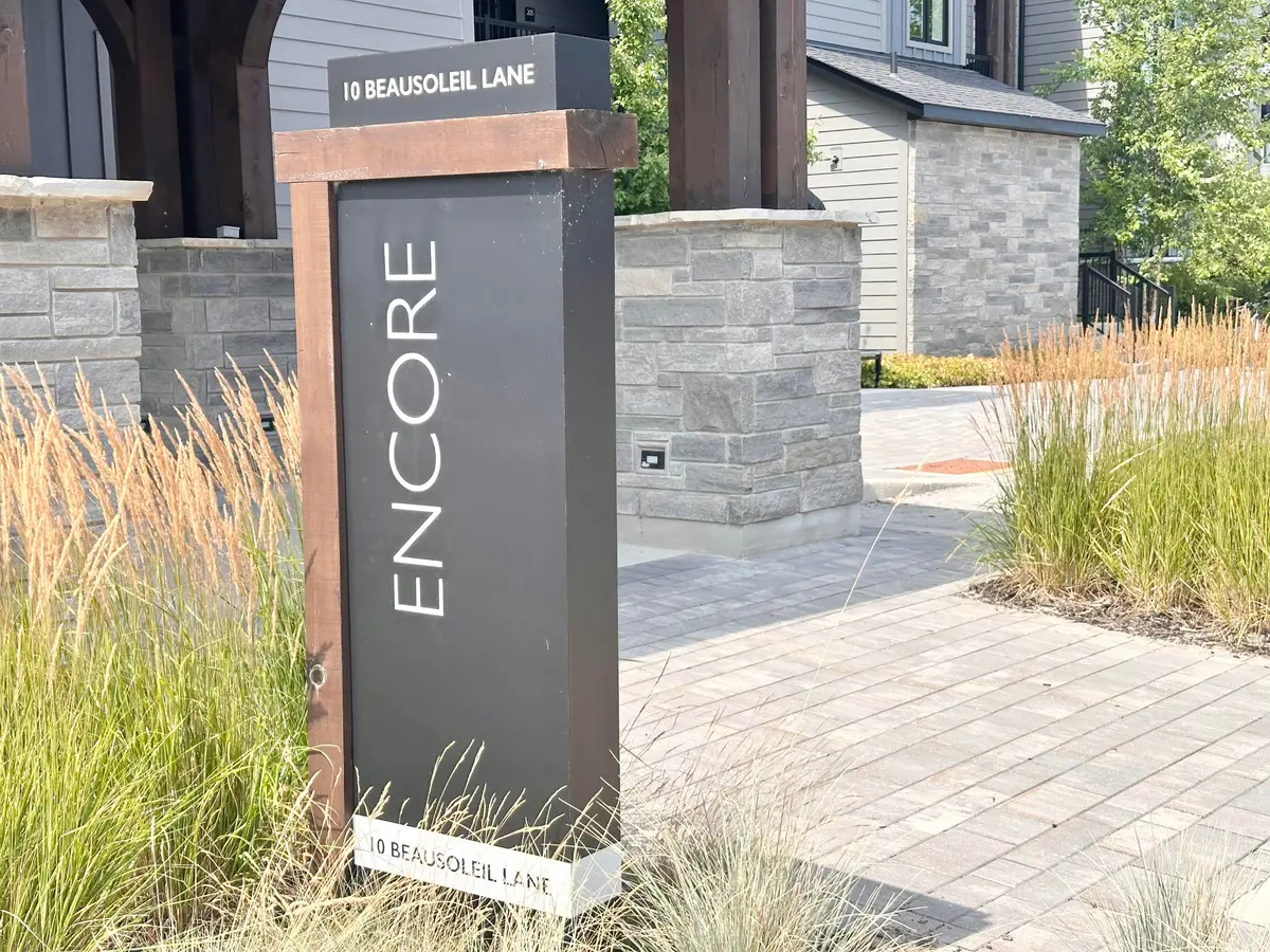 10 Beausoleil LN #303, Blue Mountains, ON L9Y 2X5