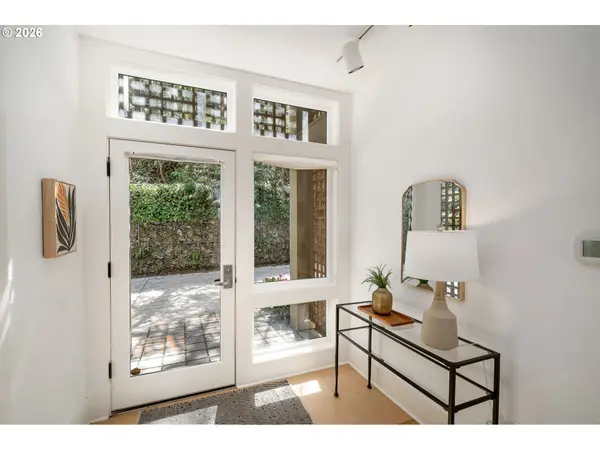 515 NW ALBEMARLE TER, Portland, OR 97210