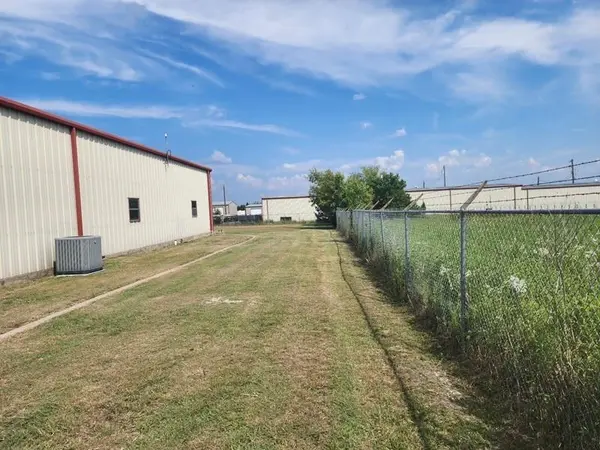 251 Southern Drive, Royse City, TX 75189