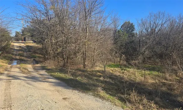 2833 Highland Road, Springtown, TX 76082