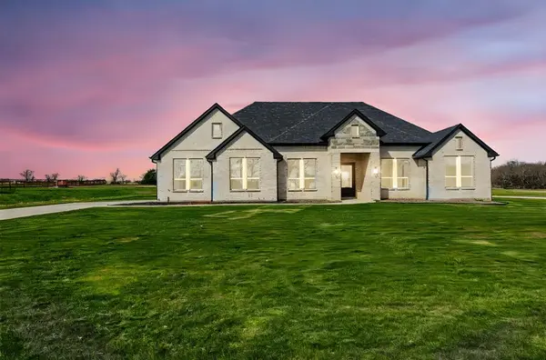 7637 County Road 1052, Celeste, TX 75423