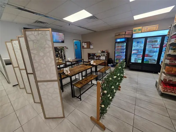 6700 Denton Highway #1, Watauga, TX 76148