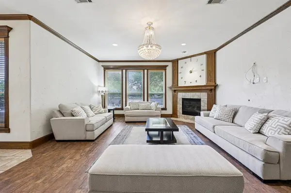 7260 Misty Glen Lane, Midlothian, TX 76065