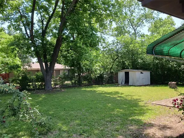 1102 11th Street, Plano, TX 75074