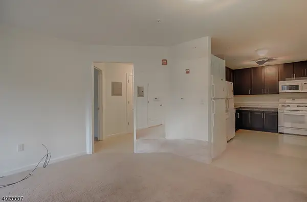 2889 State Route 10 #2103, Parsippany-troy Hills Twp., NJ 07950