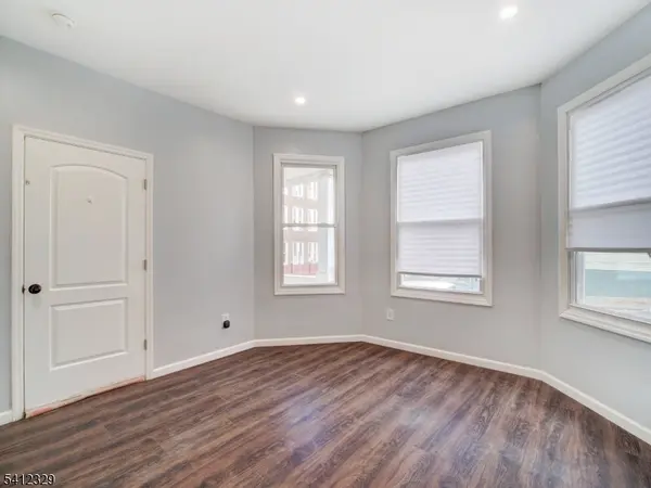 209 N 4Th Street, Paterson City, NJ 07522