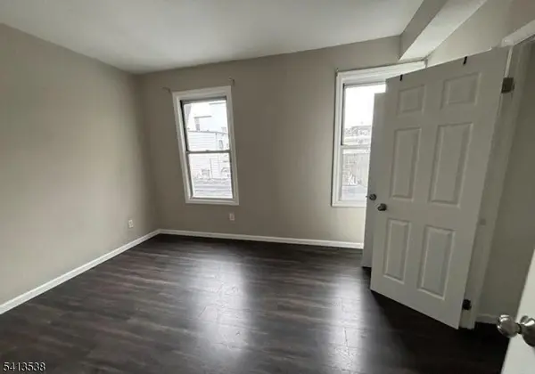 161 19Th St, Union City, NJ 07087