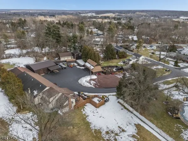 5 Larison Ln, East Amwell Twp., NJ 08551