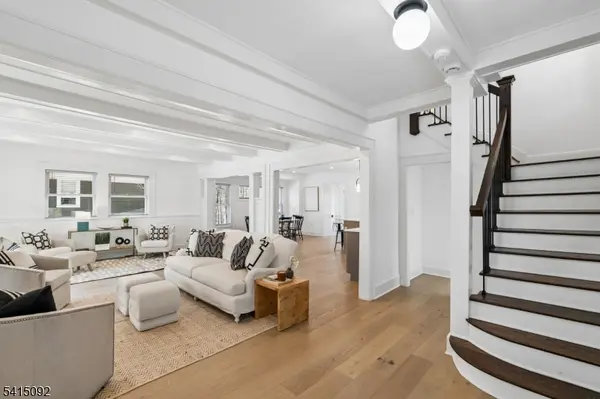 33 Oakview Ave, Maplewood Twp., NJ 07040