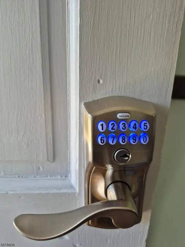 223 Fairmount Ave, South Plainfield Boro, NJ 07080