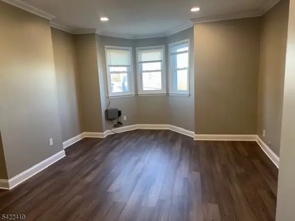 9 Cedar St, Garwood Boro, NJ 07027