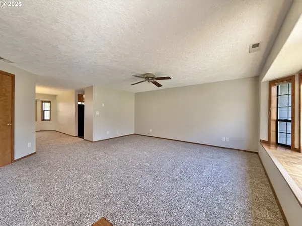 4615 NE 25TH CT, Vancouver, WA 98663