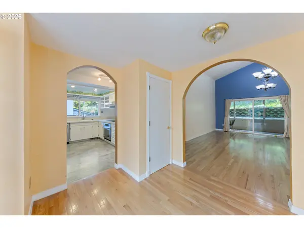 3418 HIDDEN VALLEY DR, Salem, OR 97304