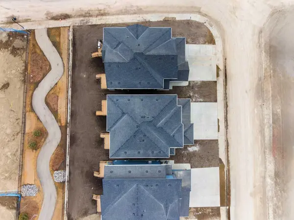 27 Heritage Heath, Cochrane, AB T4C 3L3