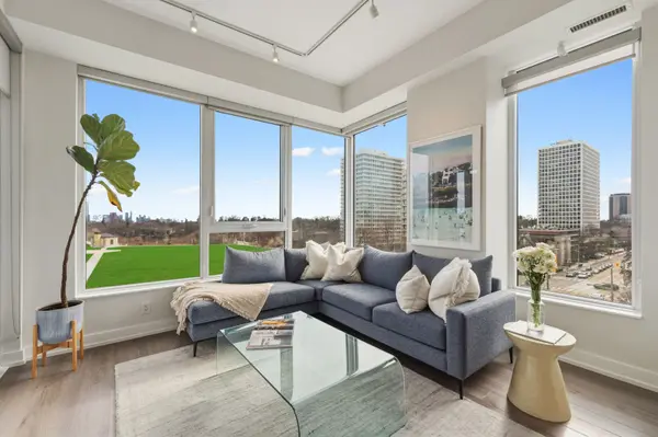 6 Parkwood AVE #511, Toronto C02, ON M4V 1V1