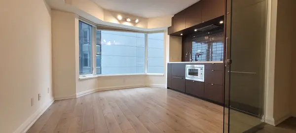 155 Yorkville AVE #605, Toronto C02, ON M5R 1C4