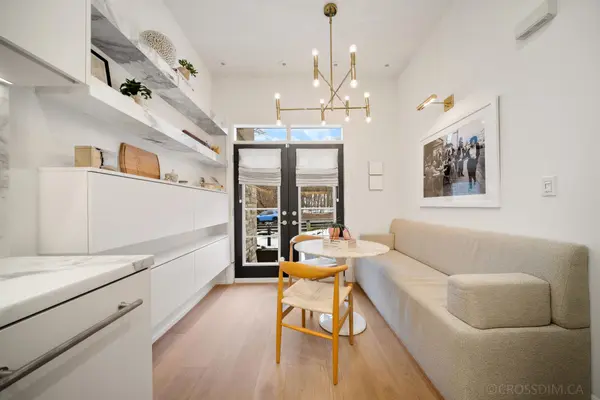 45 York Mills RD #119, Toronto C12, ON M2P 1B6