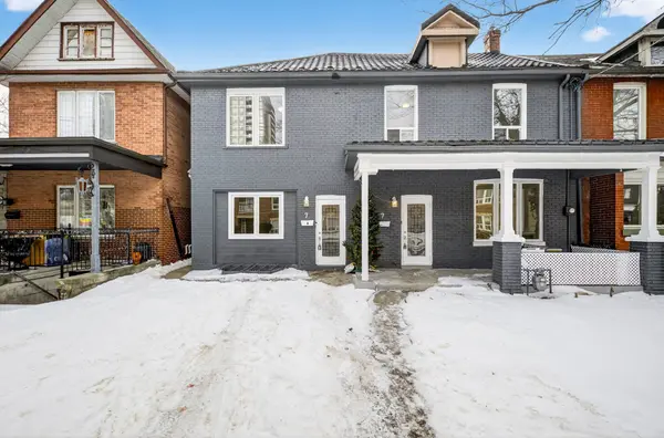 7 Ellsworth AVE, Toronto C02, ON M6G 2K4