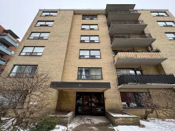 51 Gamble AVE #406, Toronto E03, ON M4K 2H4