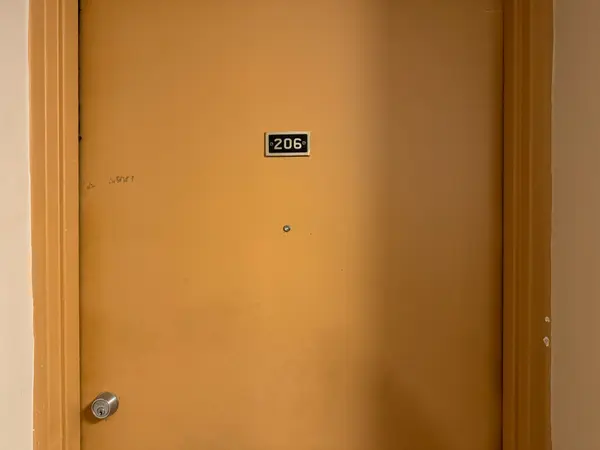 51 Gamble AVE #406, Toronto E03, ON M4K 2H4