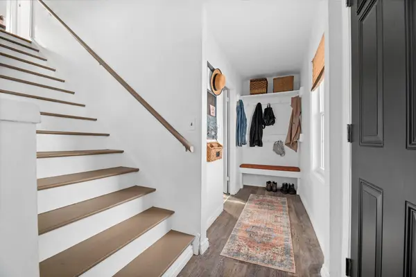 19 Ontario ST, Ajax, ON L1S 1T4