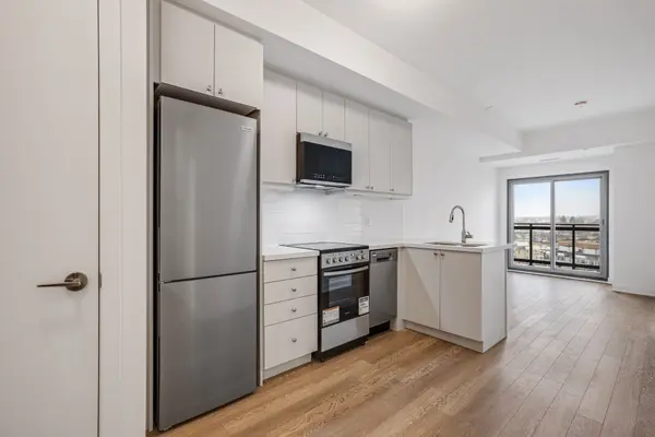 51 Clarington BLVD #908, Clarington, ON L1C 0A1