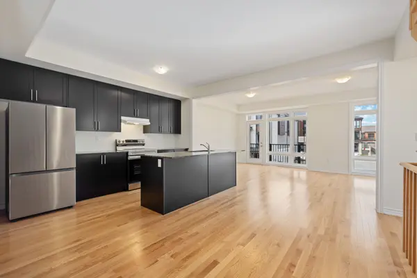 27 Gunton ST, Aurora, ON L4G 7B6