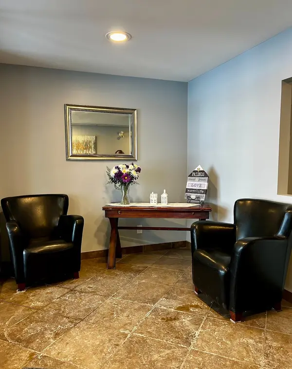 500 Mapleview DR W #203, Barrie, ON L4N 6C3